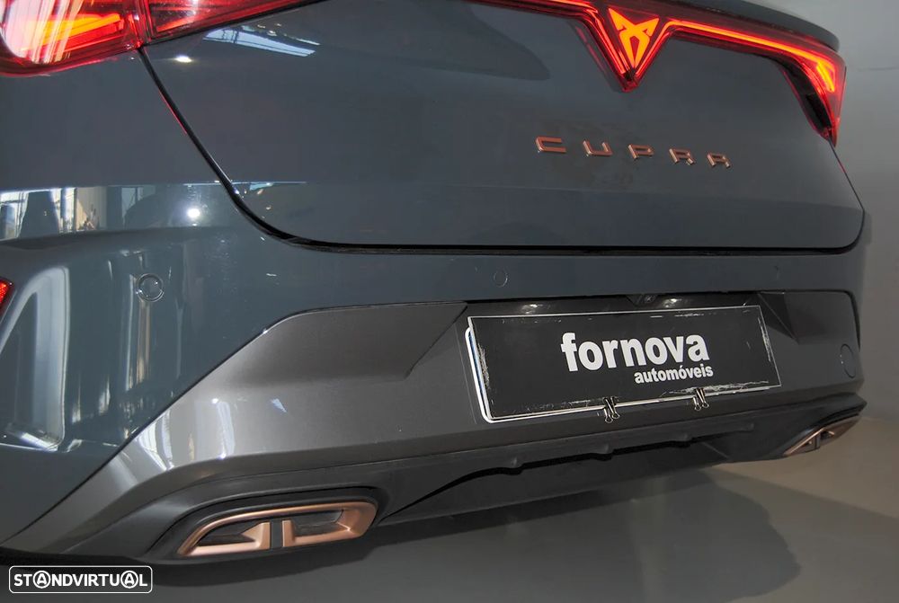 Cupra Leon ST 1.5 e-Hybrid VZ DSG - 16