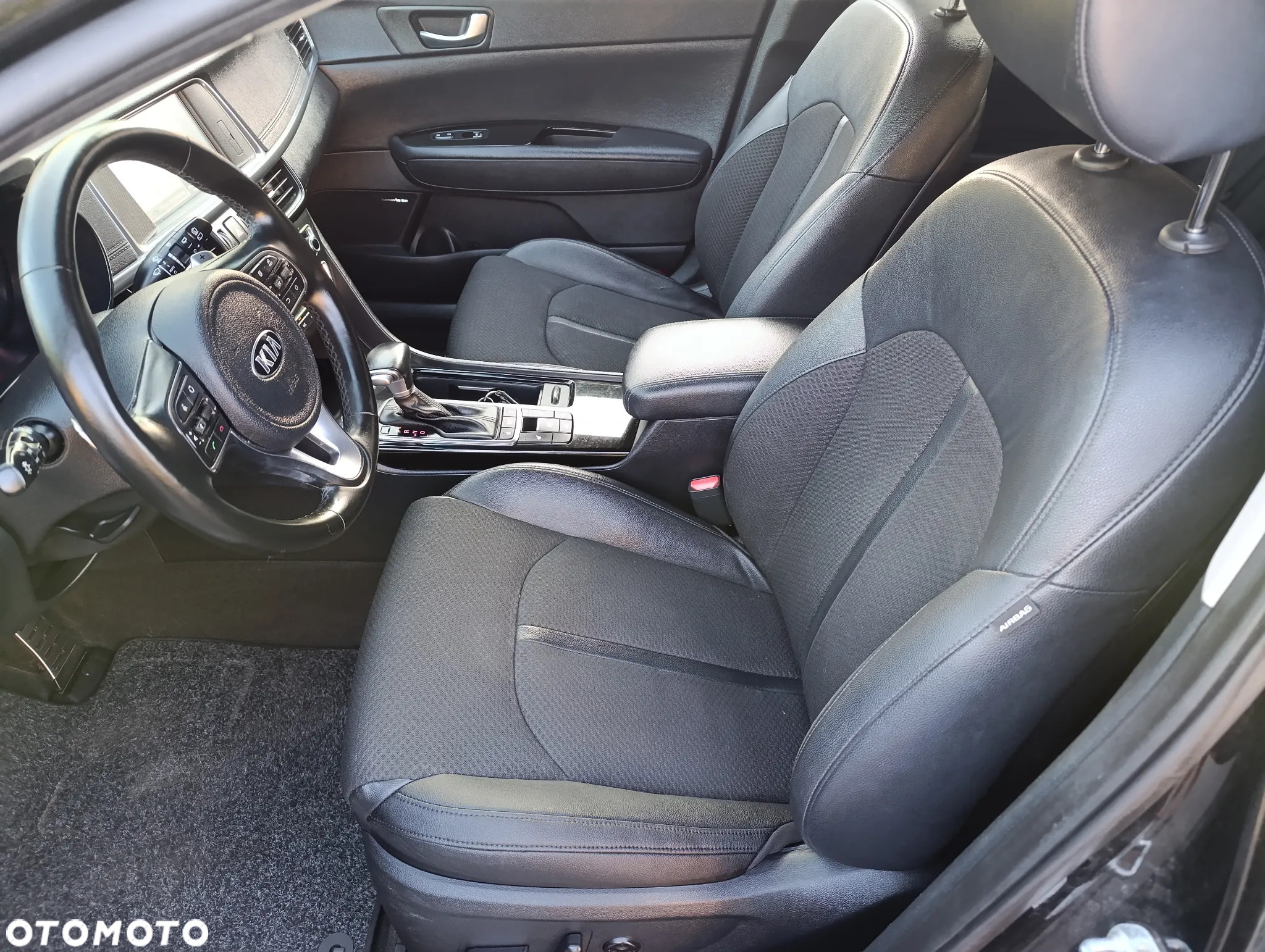 Kia Optima 1.7 CRDI XL DCT - 10