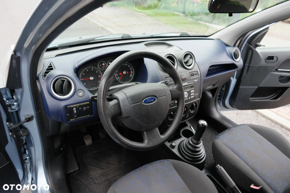 Ford Fiesta - 21