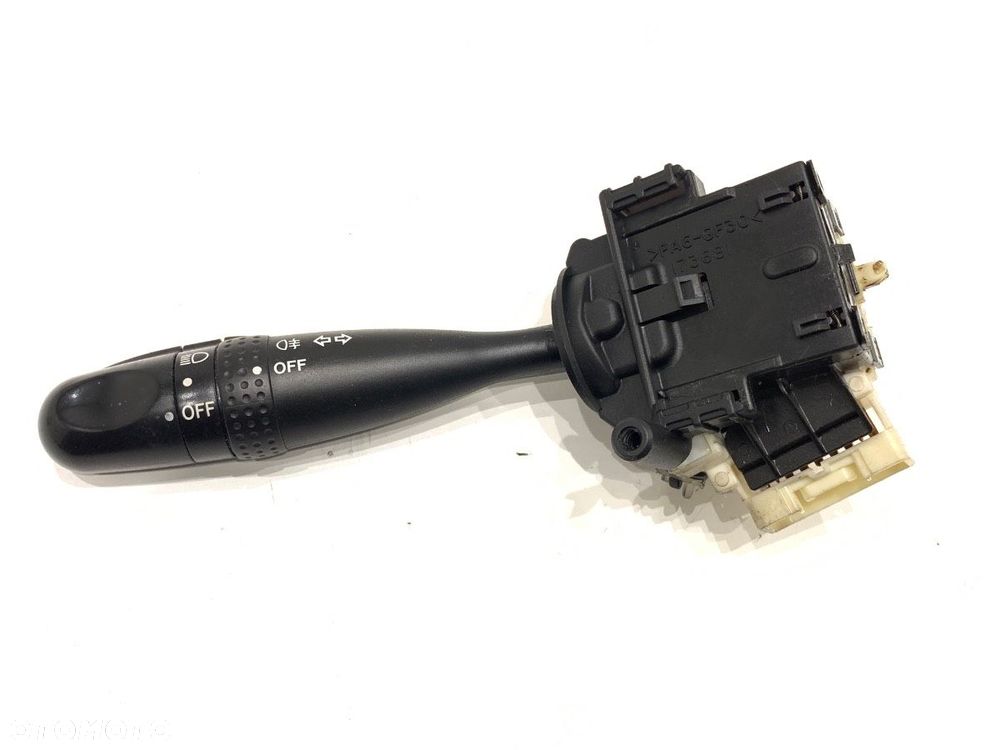 PRZEŁĄCZNIK KIERUNKOWSKAZÓW - 129.00 PLN - TOYOTA COROLLA (_E12_) 2001 - 2007 2.0 D-4D (CDE120R_, - 1