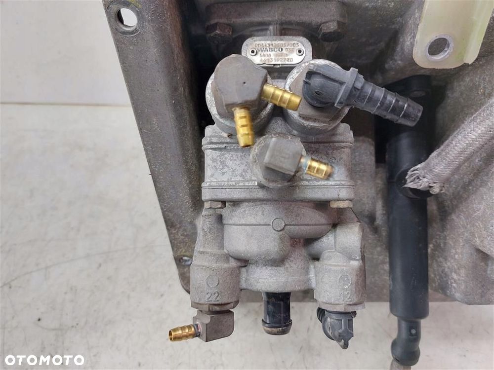Pedały SPRZĘGŁO I HAMULC Mercedes  Actros VALEO A9702940001 - 4