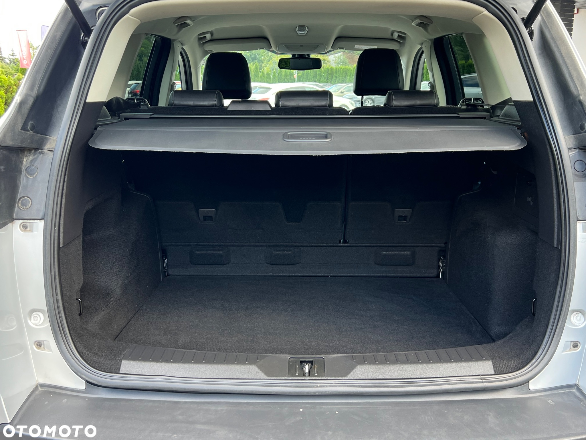 Ford Kuga 1.6 EcoBoost 2x4 Titanium - 37