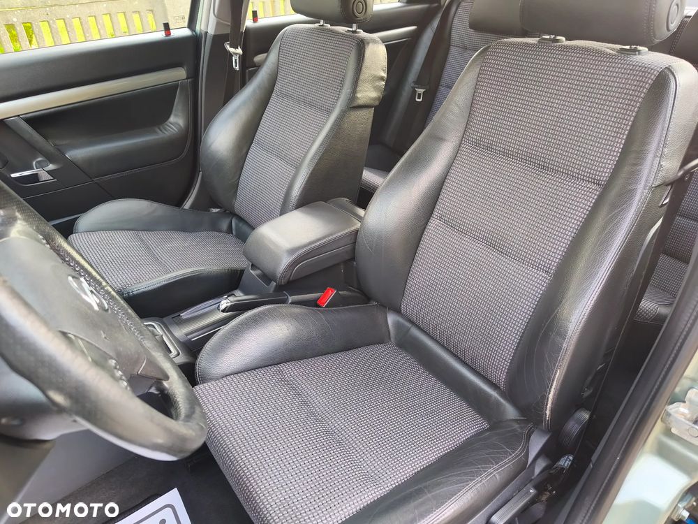 Opel Vectra 1.8 Sport/GTS - 26