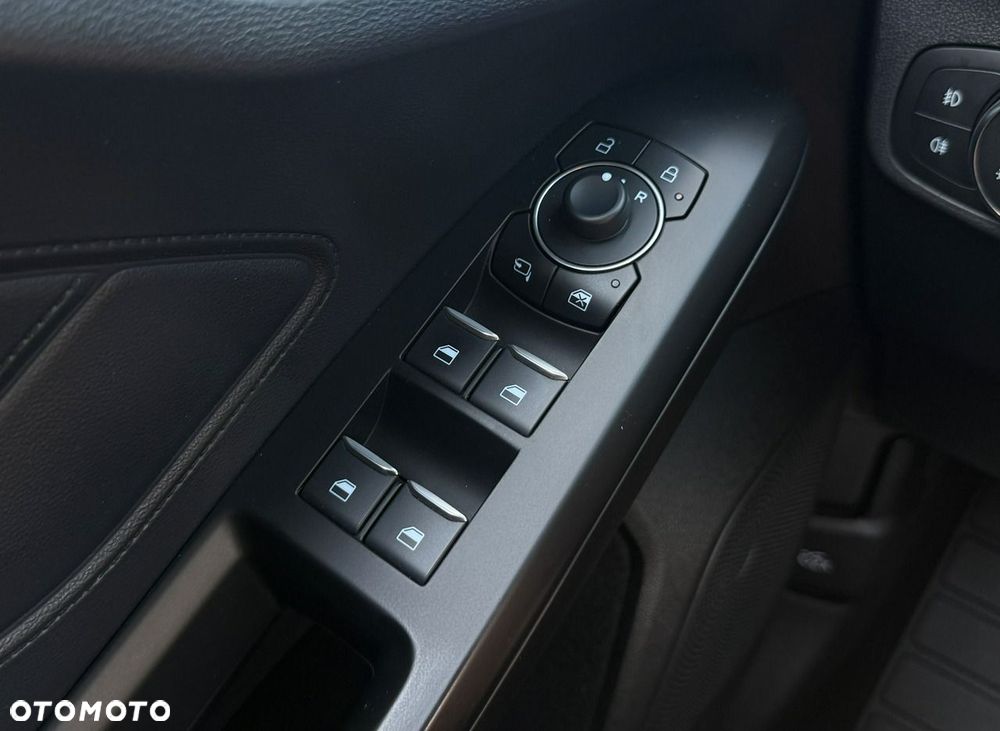 Ford Focus 1.0 EcoBoost Hybrid TITANIUM STYLE - 29
