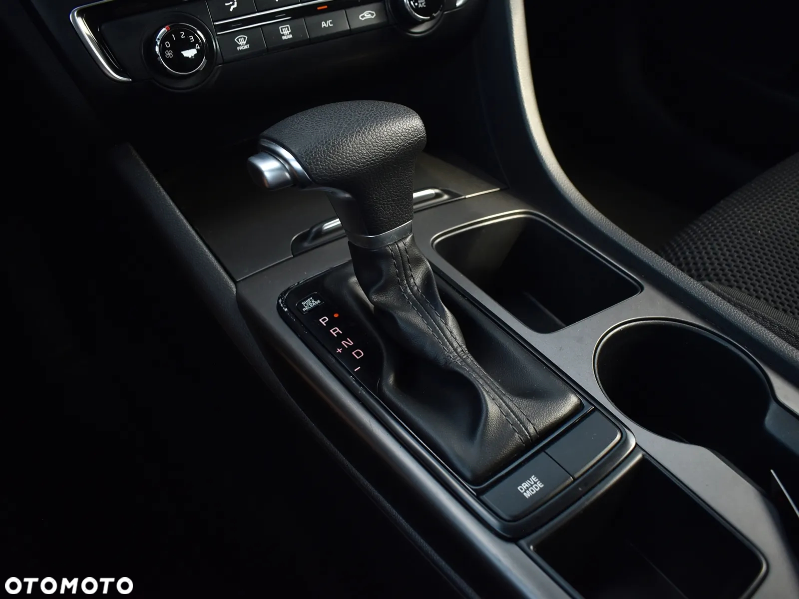 Kia Optima - 20