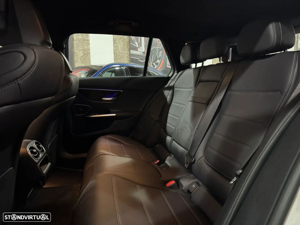 Mercedes-Benz C 300 - 12