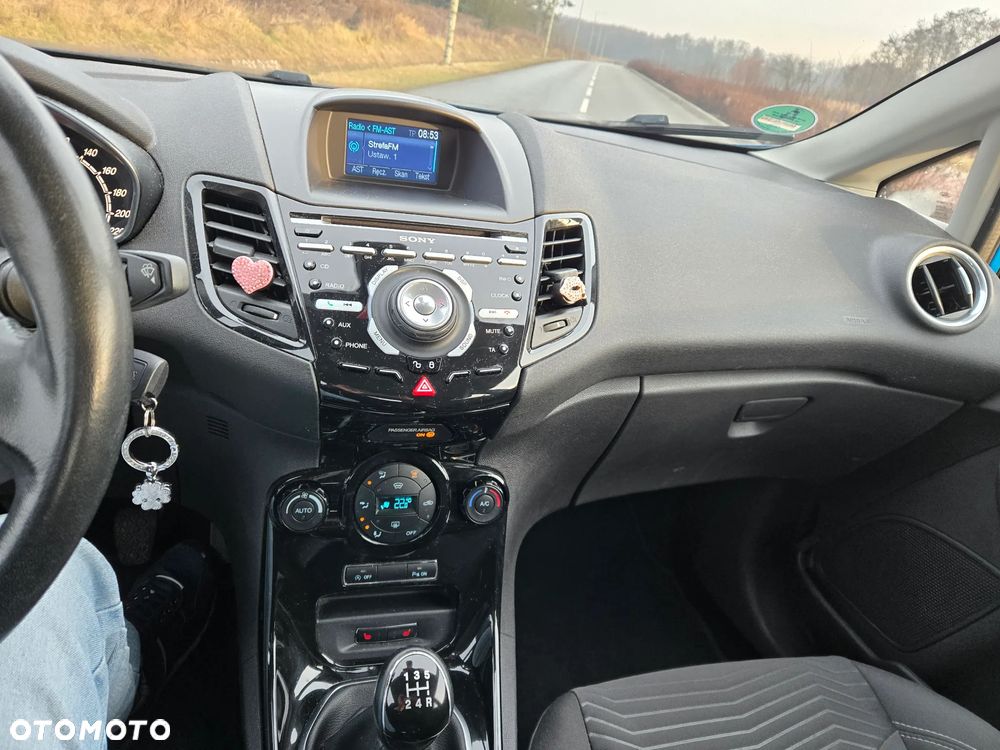 Ford Fiesta - 10