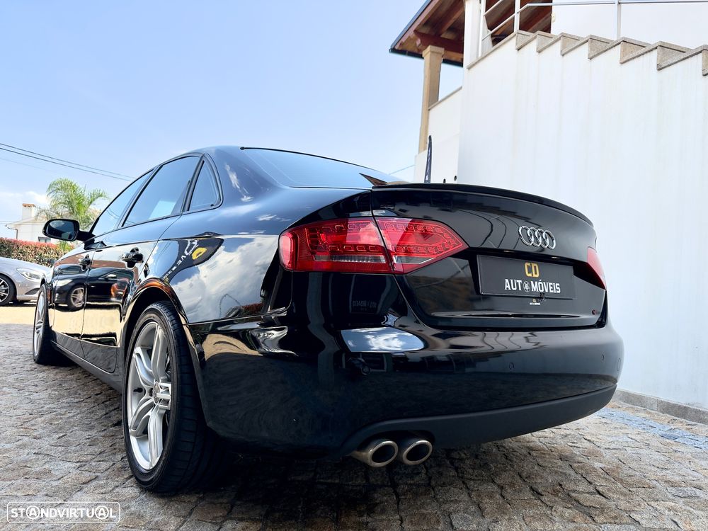 Audi A4 2.0 TDI S-line - 26