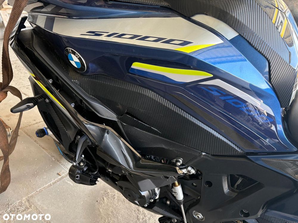 BMW S - 7