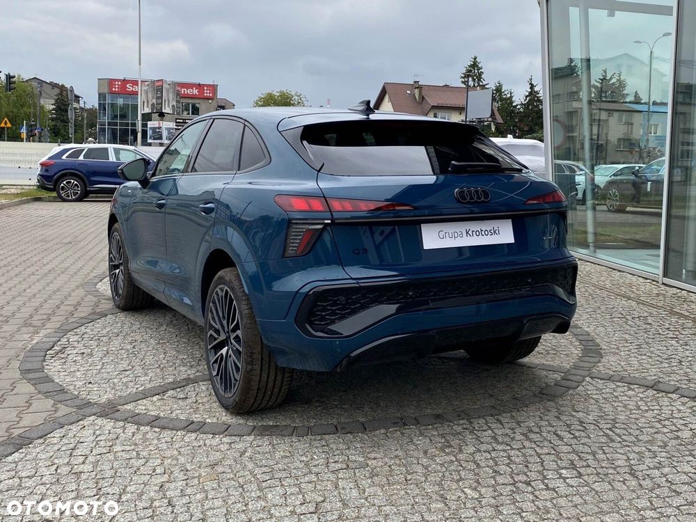 Audi Q3 Sportback - 3