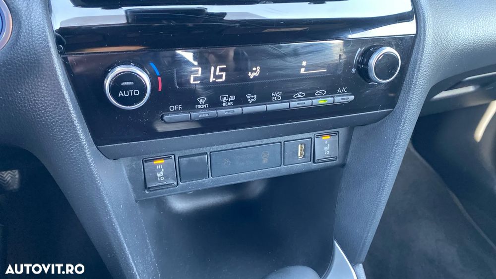 Toyota Yaris Cross 1.5 VVT-i HSD 116 4x2 HEV Dynamic - 15