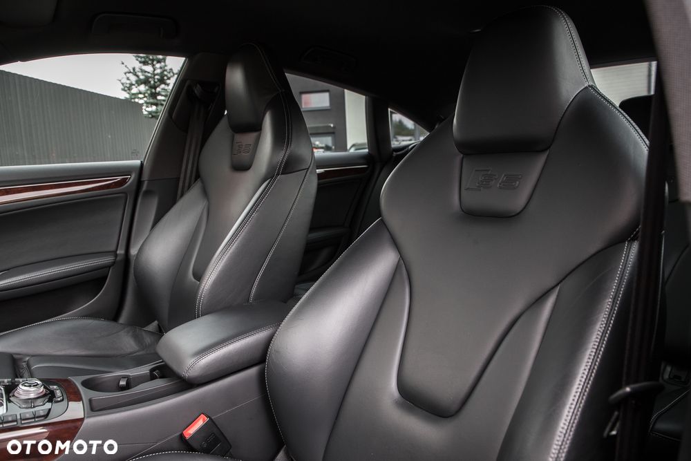 Audi S5 Coupé - 16