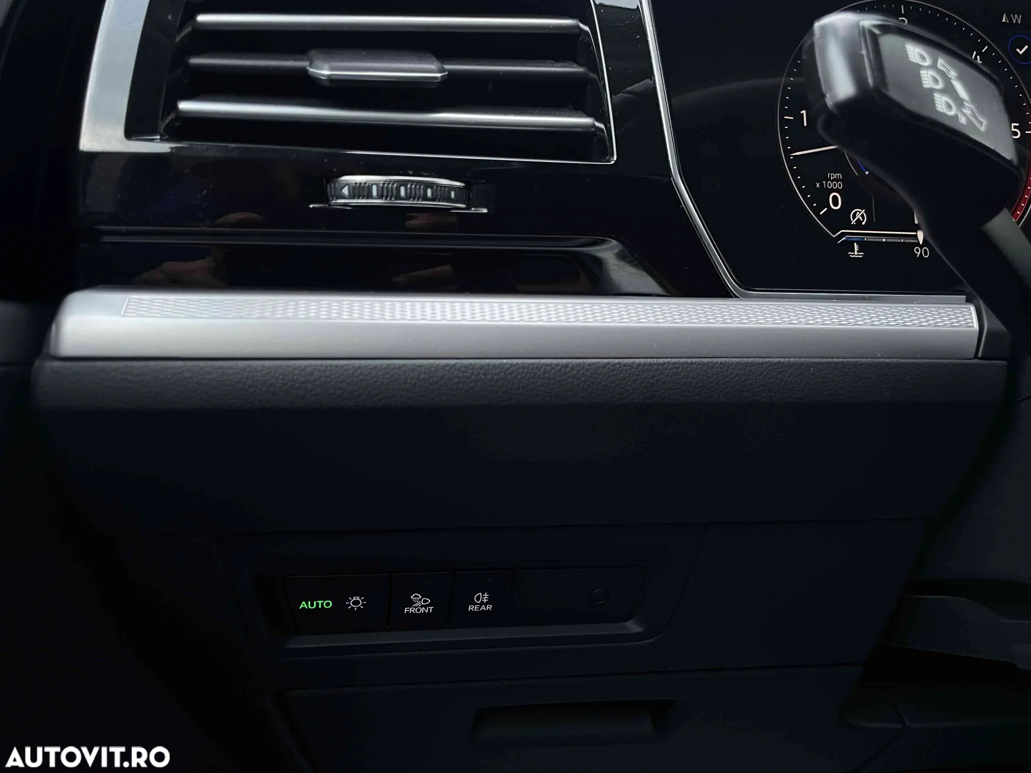 Volkswagen Touareg - 10