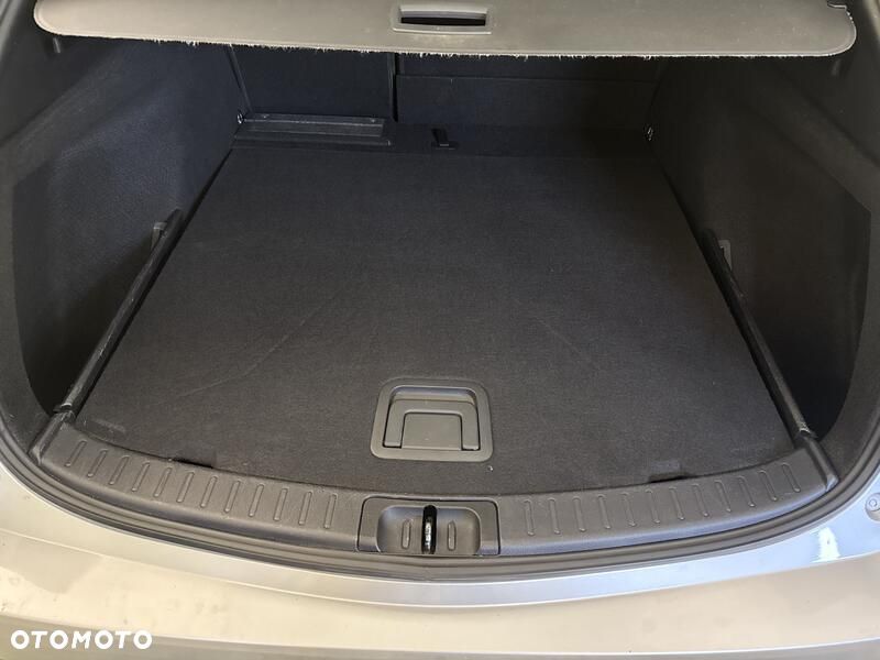 Toyota Corolla 1.8 Hybrid Active - 21