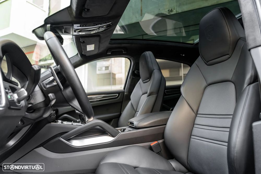 Porsche Cayenne Coupé Turbo - 8