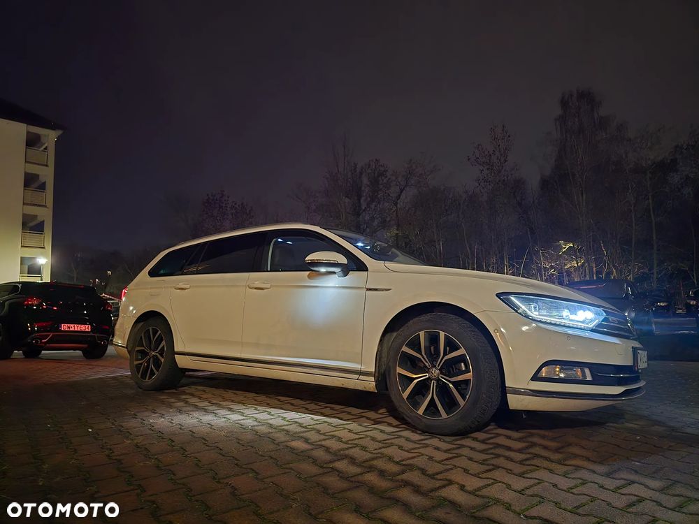 Volkswagen Passat Variant 2.0 TDI BMT Highline - 11