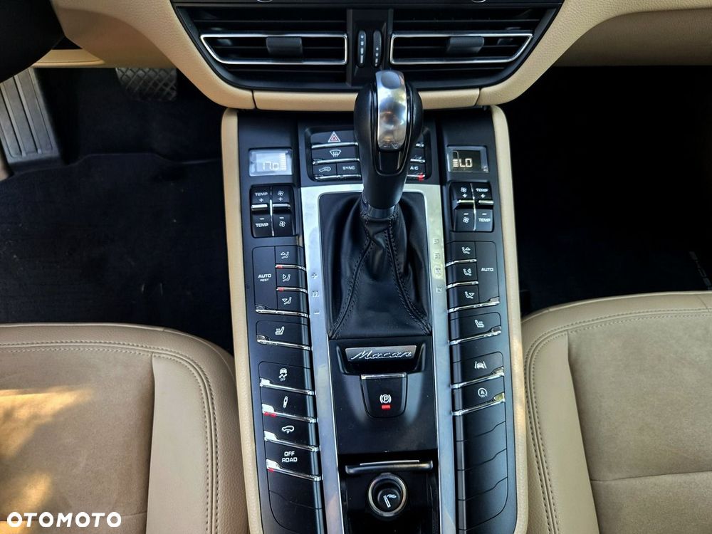 Porsche Macan - 19