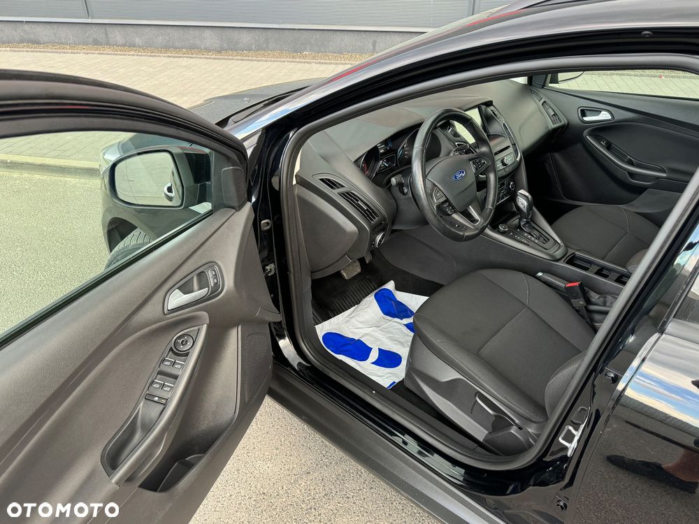 Ford Focus SW 1.5 TDCi Titanium ASS PowerShift - 5