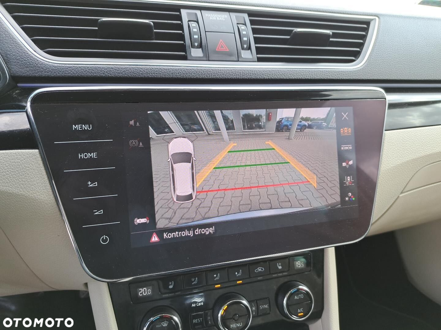 Skoda Superb 2.0 TDI L&K DSG - 18
