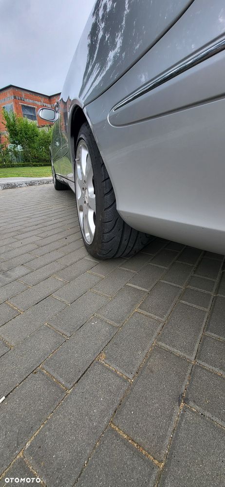 Mercedes-Benz CLK - 8