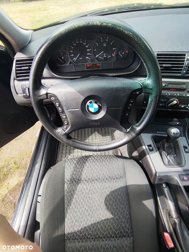 BMW Seria 3 316ti - 12
