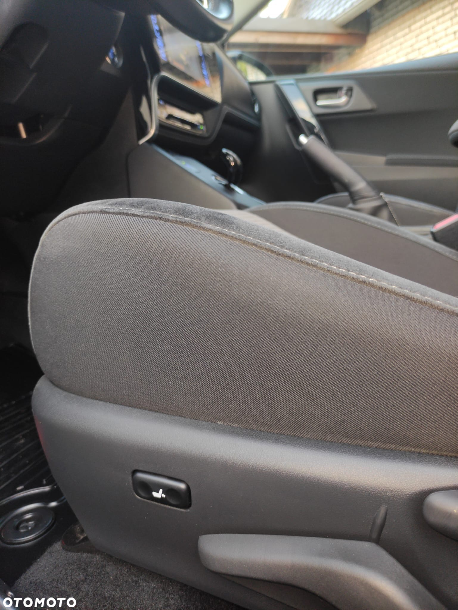 Toyota Auris Hybrid 135 Selection - 5
