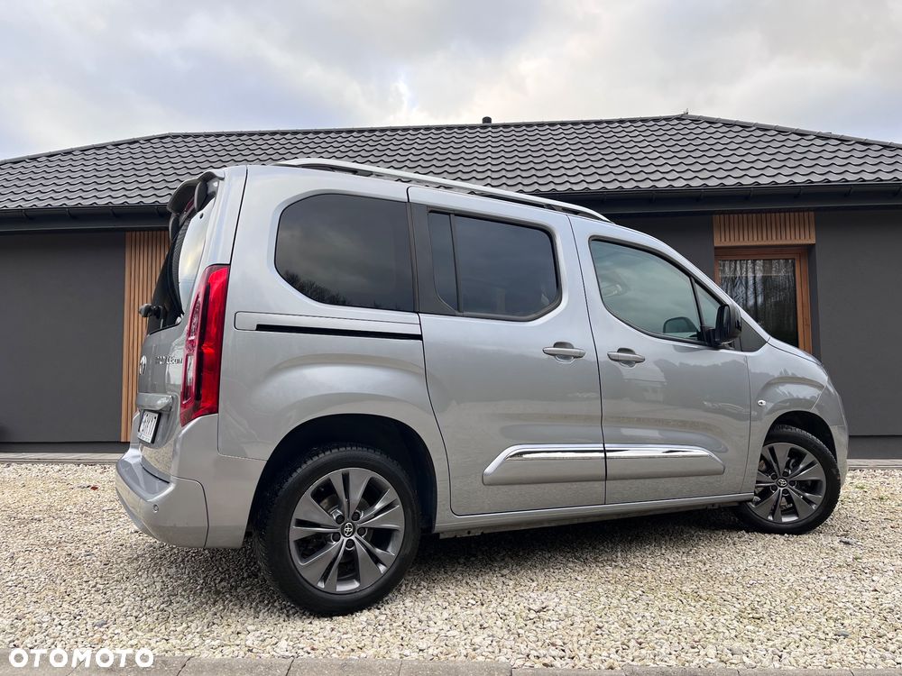 Toyota Proace City Verso 1.2 D-4T Family - 12