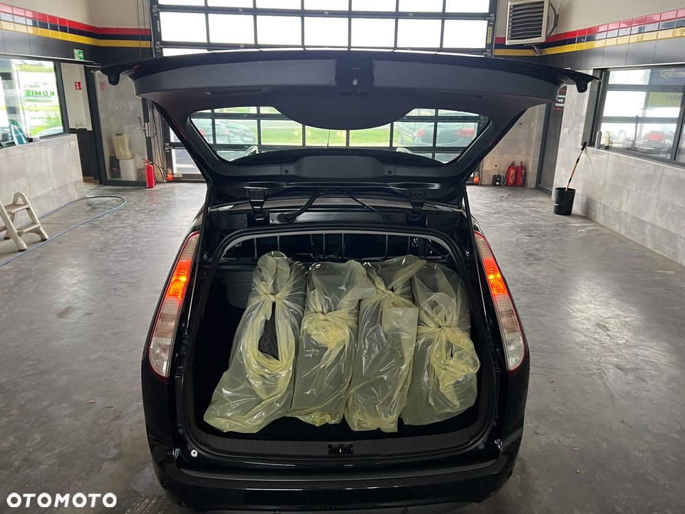 Ford Focus 1.6 TDCi Trend ECOnetic - 19