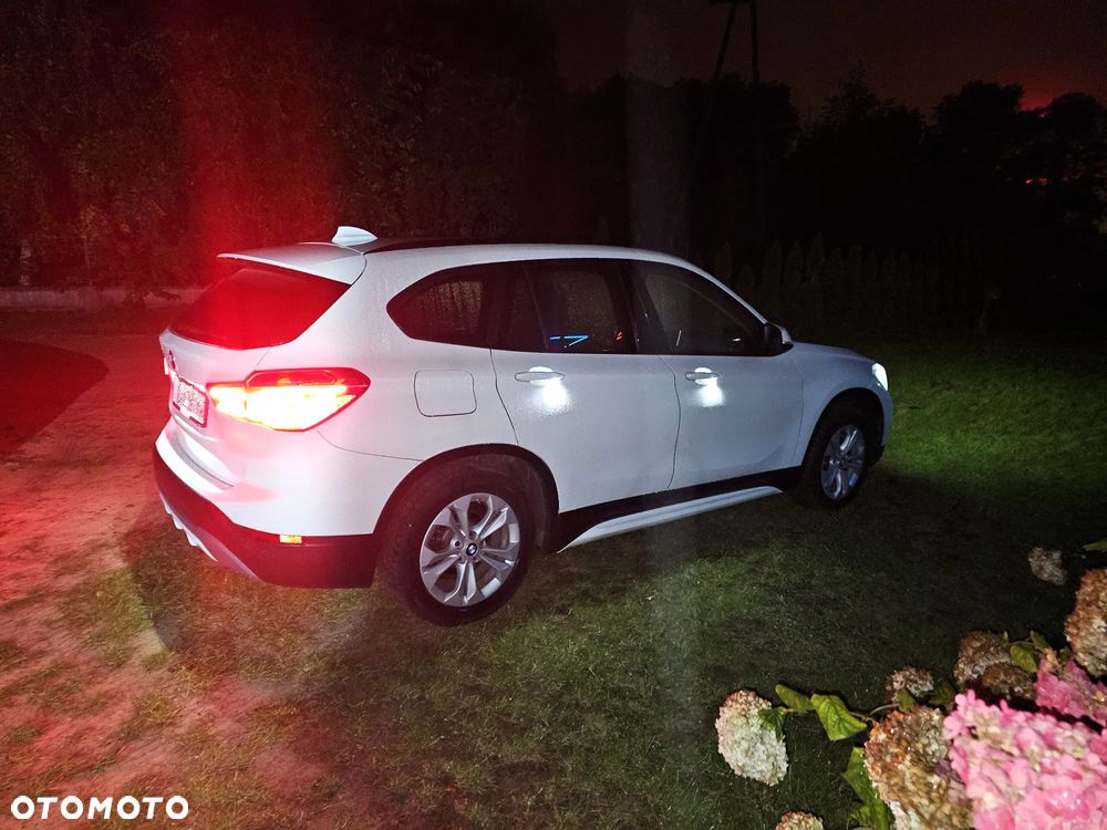 BMW X1 xDrive18d Sport Line sport - 23