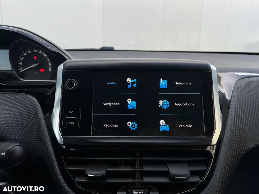 Peugeot 208 PureTech 110 Stop & Start Allure - 12