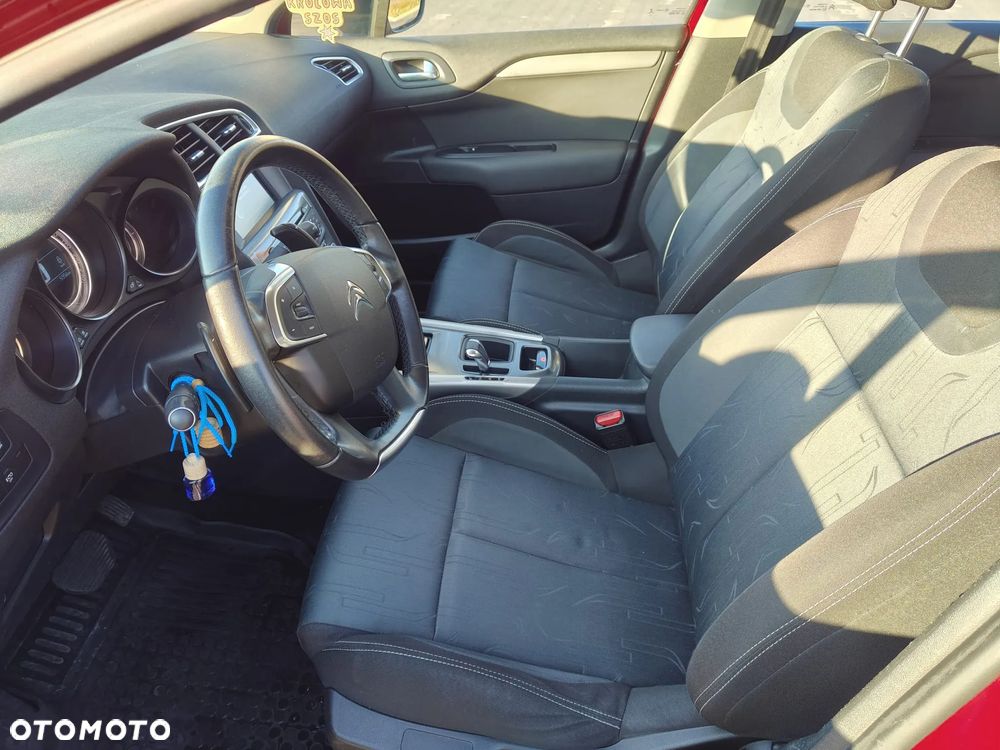 Citroën C4 e-HDi 115 ETG6 Selection - 31