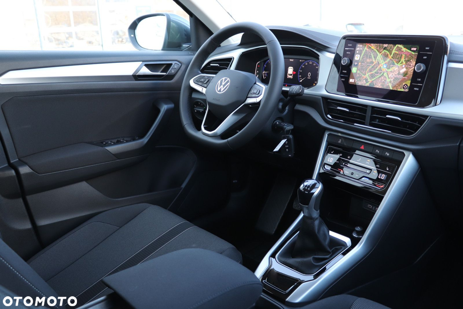 Volkswagen T-Roc - 15