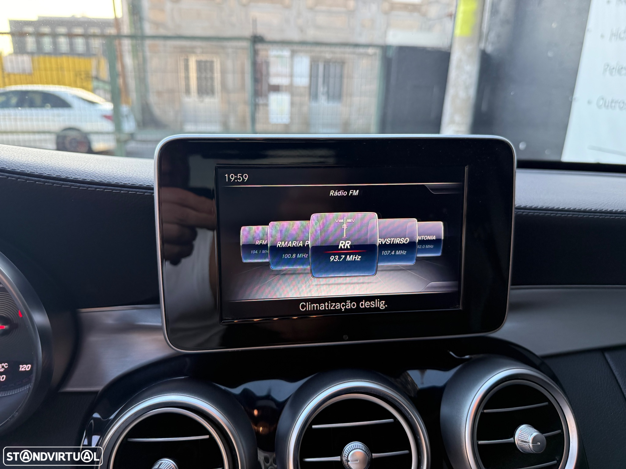 Mercedes-Benz C 220 d 9G-TRONIC AMG Line - 22