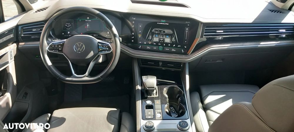 Volkswagen Touareg V6 TSI Elegance - 12