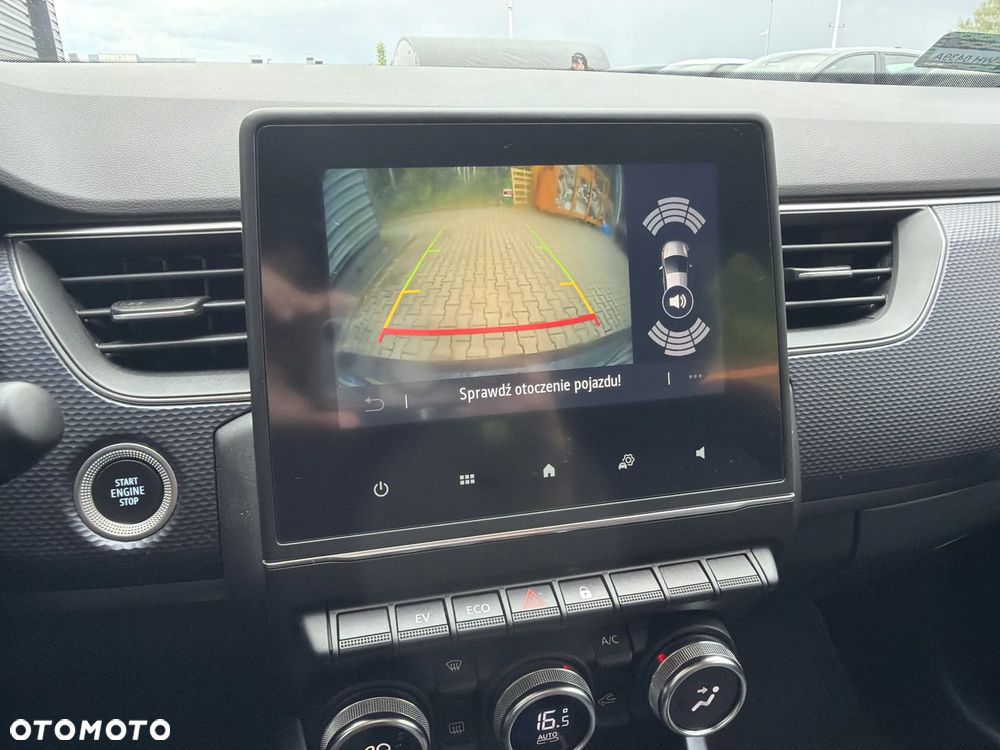Renault Arkana 1.6 E-TECH Zen MMT - 17