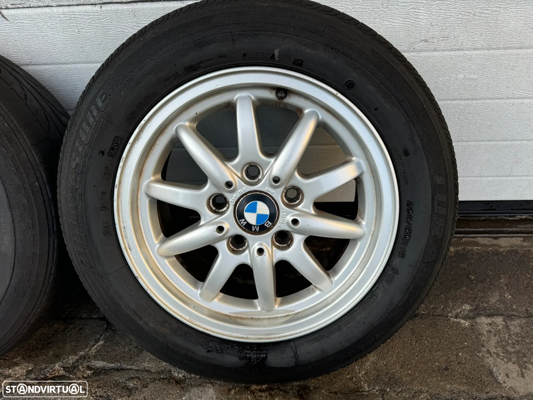 4 Jantes BMW+ 4 Pneus 205/60 R15 - 5