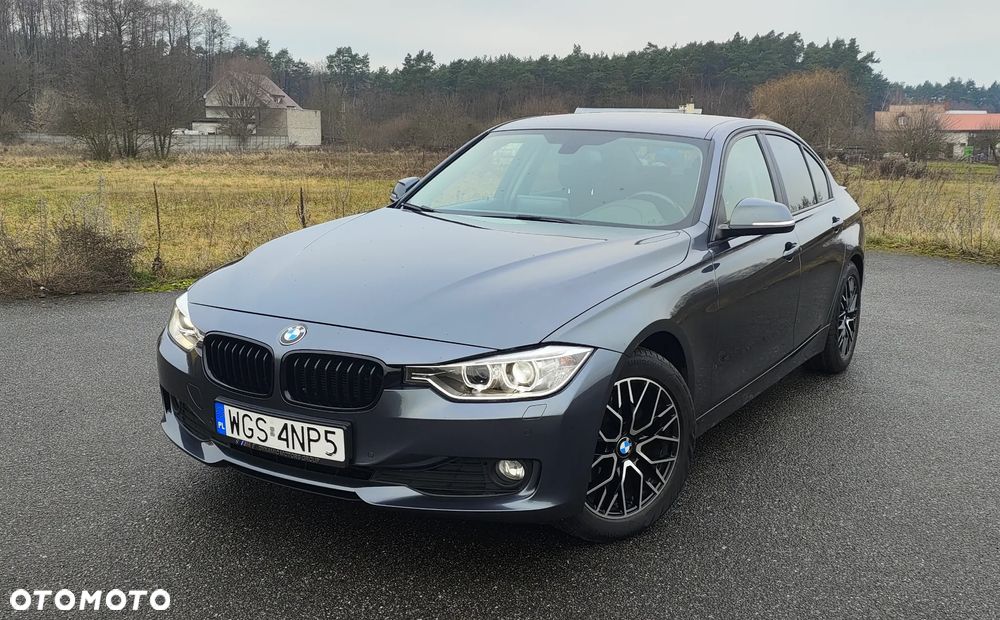 BMW Seria 3 318d - 3