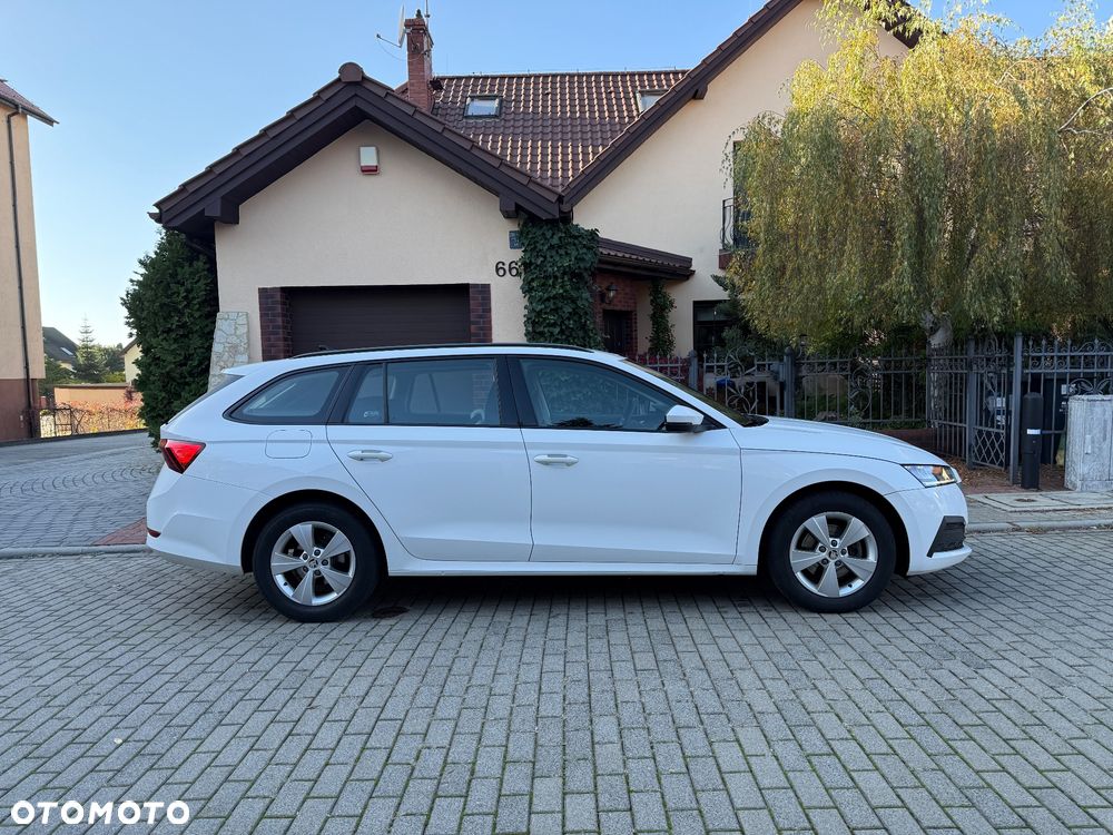 Skoda Octavia 2.0 TDI Active - 6