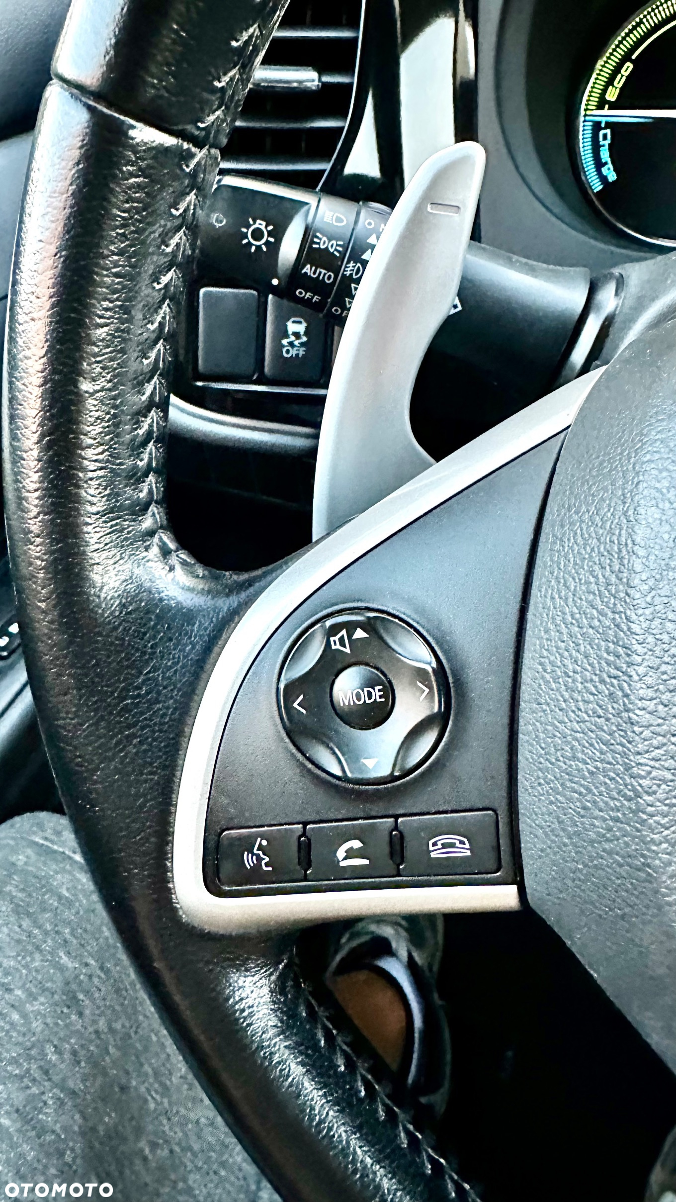 Mitsubishi Outlander 2.0 4WD Plug-In Hybrid Top - 28