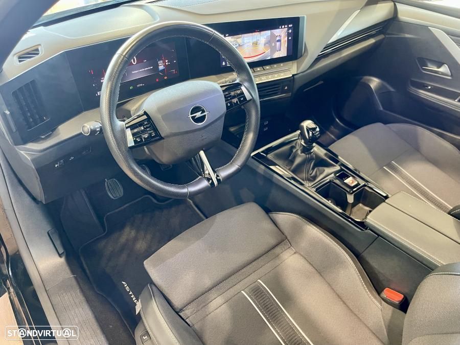 Opel Astra Sports Tourer 1.2 T GS Line - 12