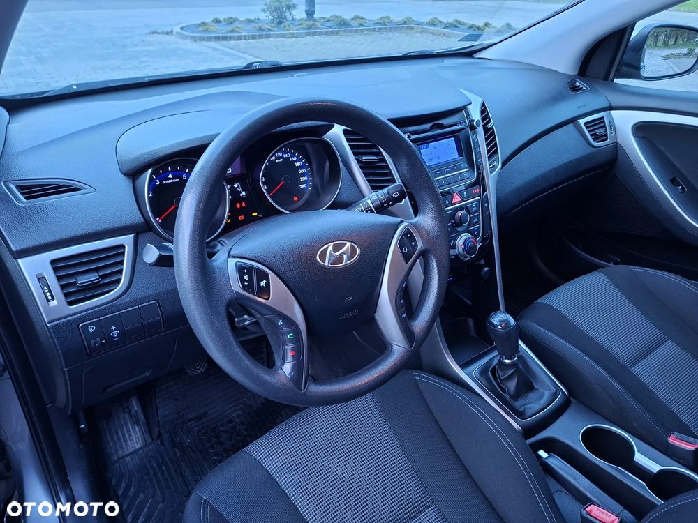 Hyundai i30 - 16