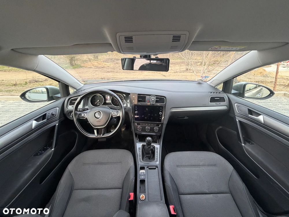 Volkswagen Golf 1.6 TDI BMT Comfortline - 9