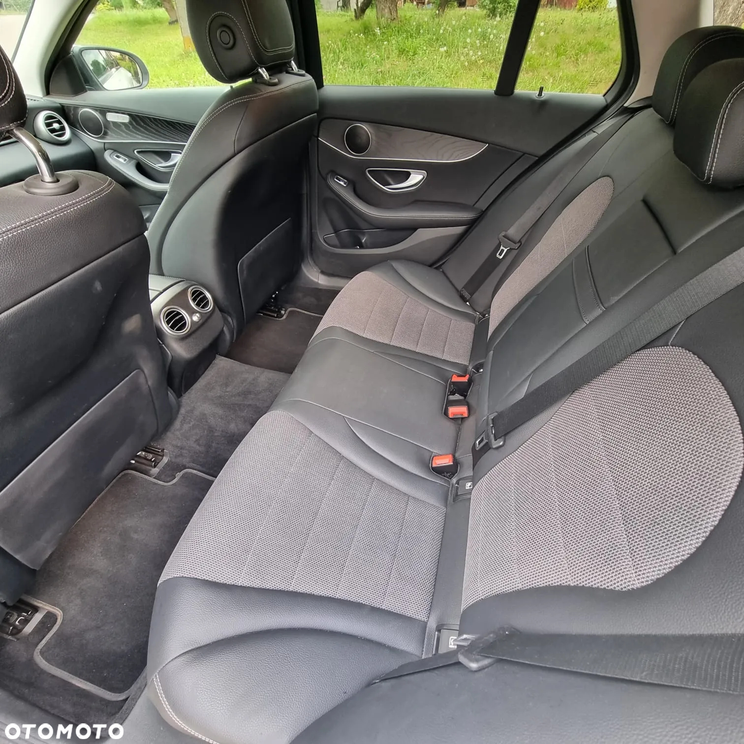 Mercedes-Benz Klasa C 220 d 4MATIC 9G-TRONIC - 12