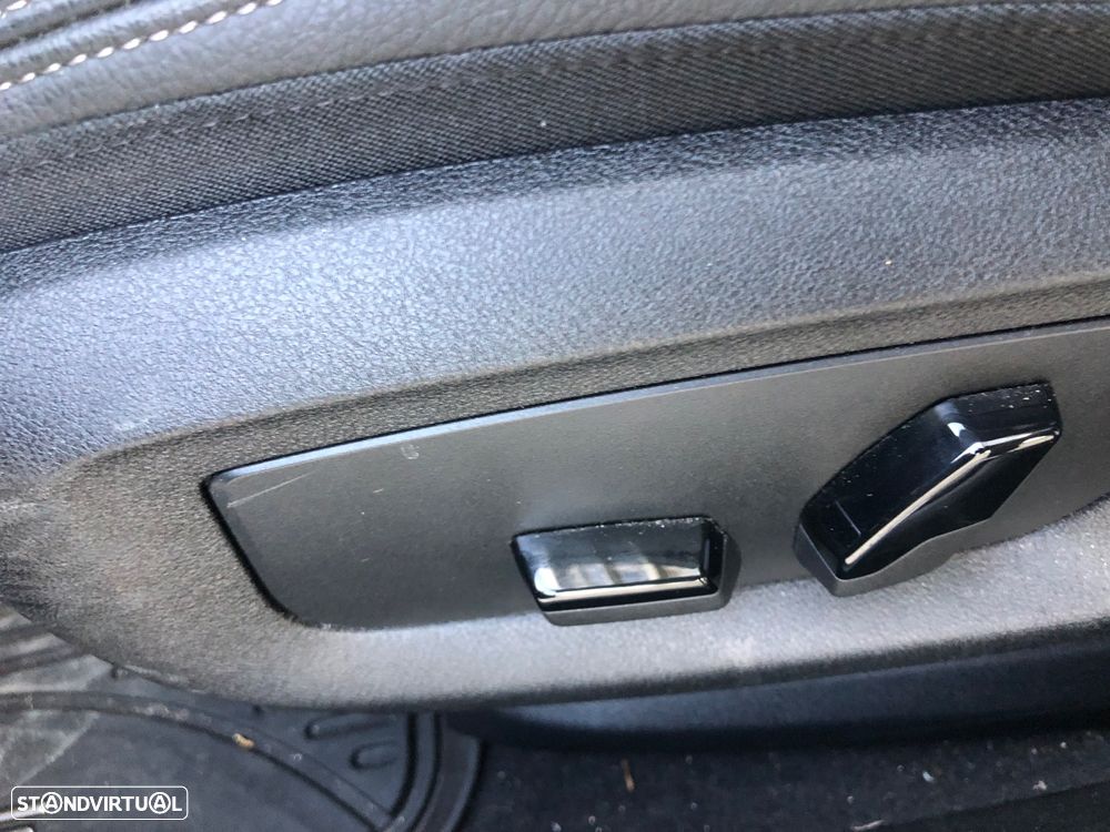 BMW 530 e iPerformance Line Luxury - 24