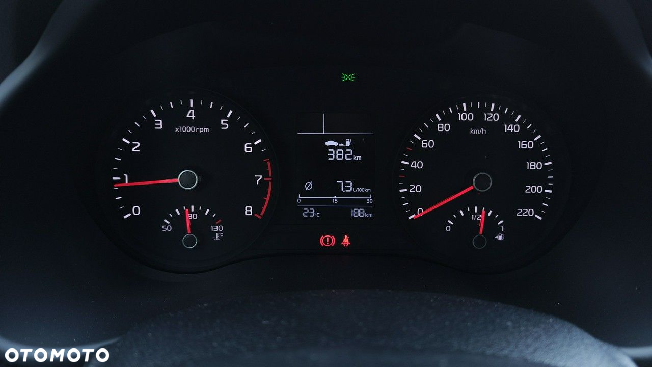 Kia Stonic - 21