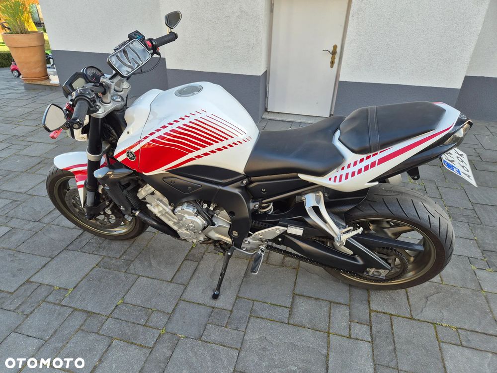 Yamaha FZ - 3