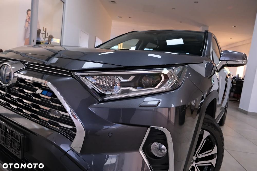 Toyota RAV4 2.5 Hybrid Black Edition by JBL 4x4 - 21