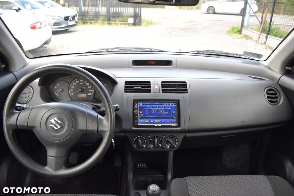 Suzuki Swift - 5