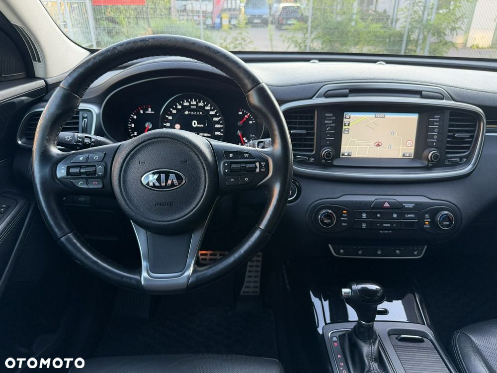 Kia Sorento - 12