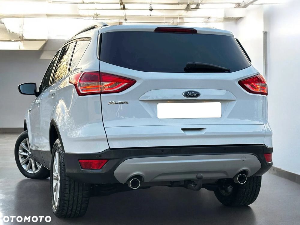 Ford Kuga 2.0 TDCi 4x4 Titanium - 10